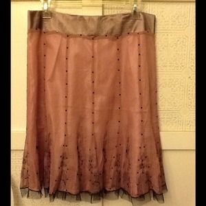 Romantic embellished skirt