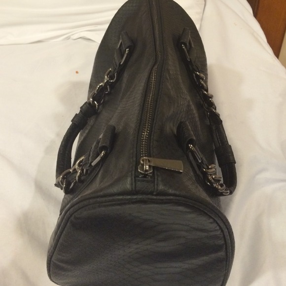 Black EXPRESS bag. - Picture 2 of 4