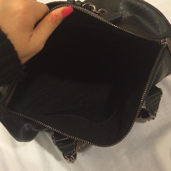 Black EXPRESS bag. - Picture 4 of 4