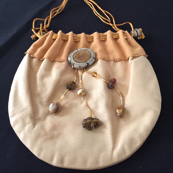Handmade expandable pouch bag
