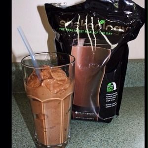 ISO : chocolate shakeology. Please tag me.