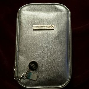 NWOT Rodan & Fields starter kit!