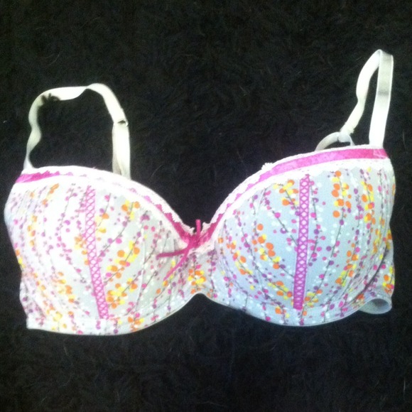 Candie's Balconette push-up bra