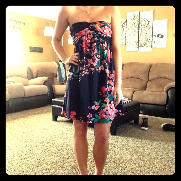 Strapless dress