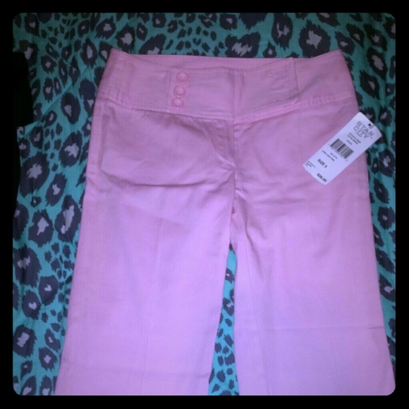 Pink capris pants NWT