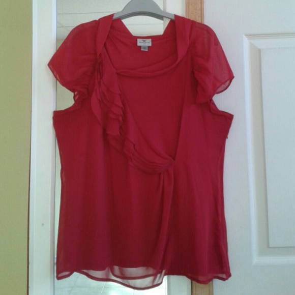 Flirty Red Top