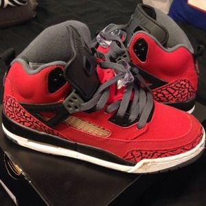 Jordan Toro Spizikes size 5.5