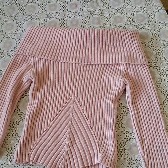 Sweater - Picture 2 of 4