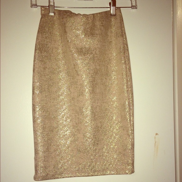 Gold pencil skirt