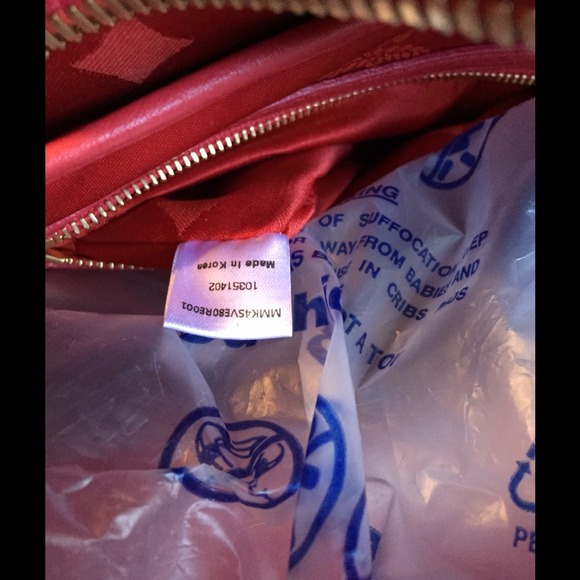 MCM Dual Stark Backpack with Removable Clutch - Picture 4 of 4