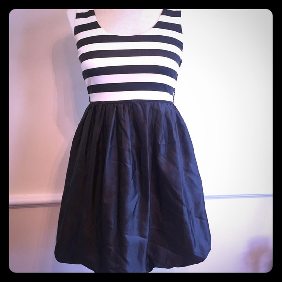 Alyn Paige Black and White Striped Bubble Dress