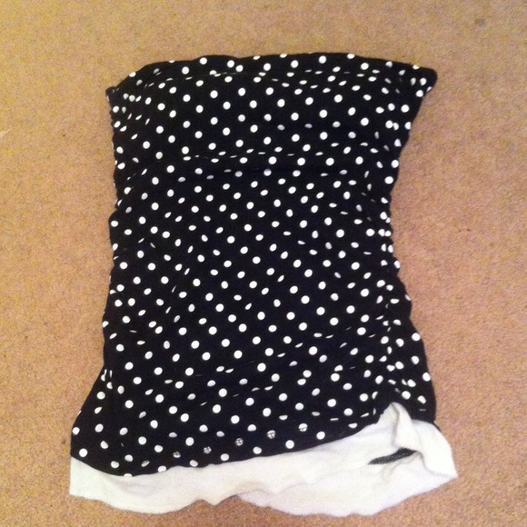 Strapless top