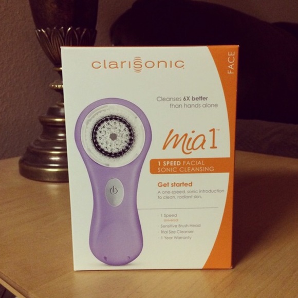 Lilac Clarisonic Mia