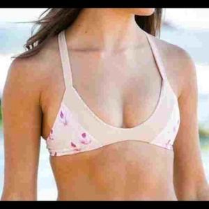 Island Orchid Biarritz top