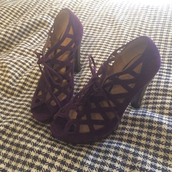 JESSICA SIMPSON HIGH HEELS