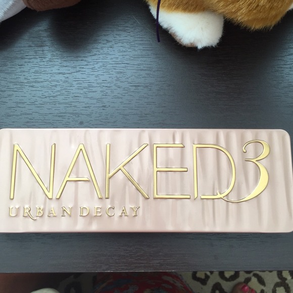 EXTREMELY GENTLY used Naked 3 palate