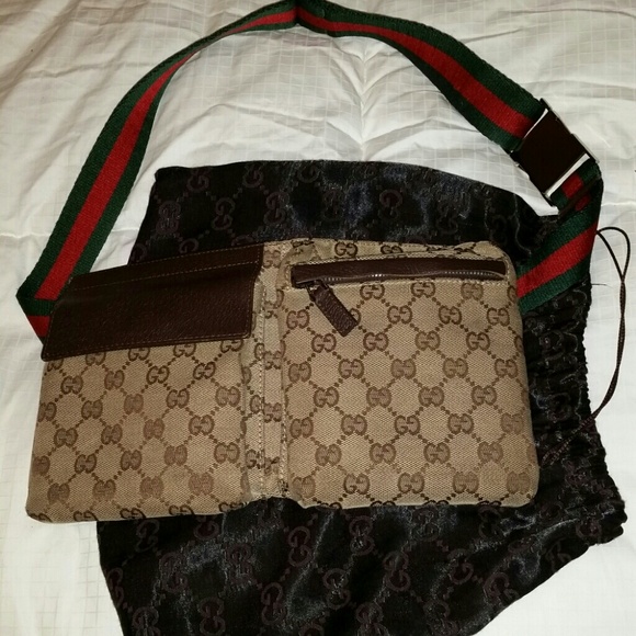 Gucci fanny pack bag