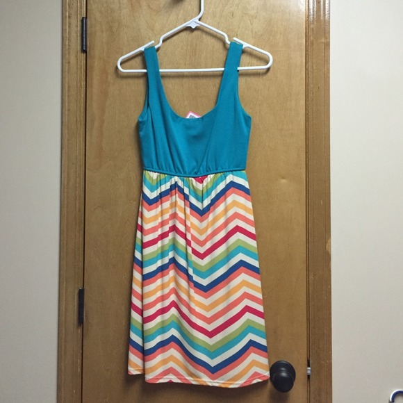 Multi colored chevron dress size Small
