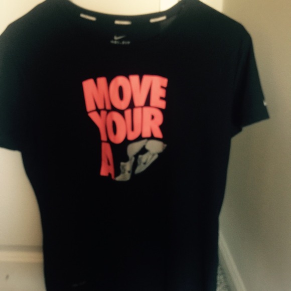 Nike top and capris ON HOLD