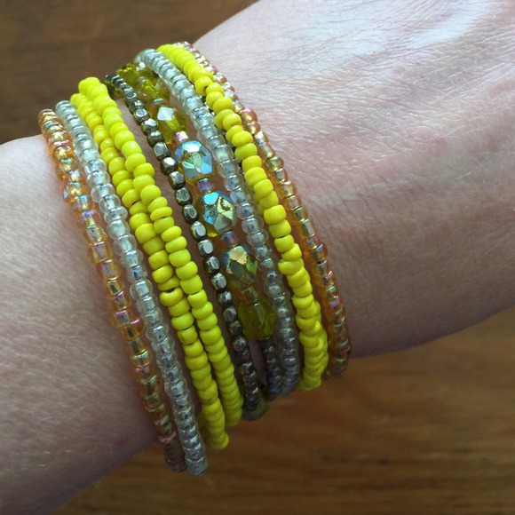 Yellow beaded bracelet