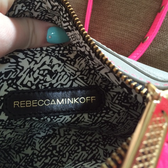 REBECCAMINKOFF mini mac bag. - Picture 3 of 4