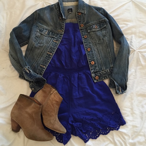 ***SOLD*** F21 laser cut romper