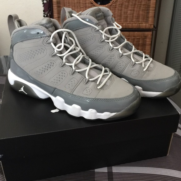 Jordan Retro 9 Cool Grey's