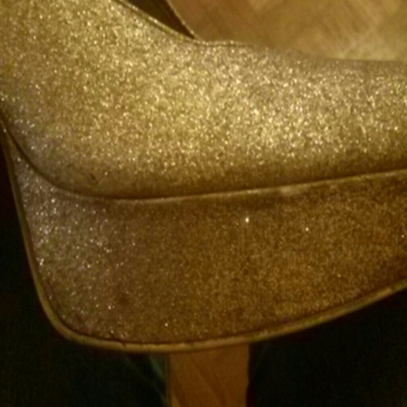 Pics of the attempted murder of my shoes :(