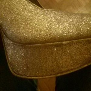 Pics of the attempted murder of my shoes :(