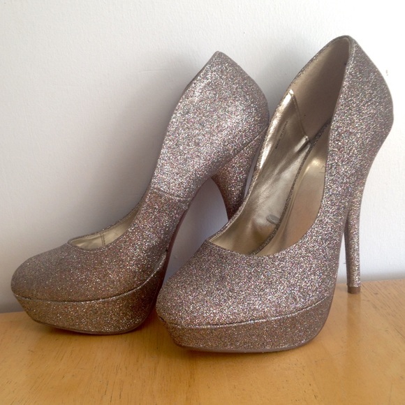 Forever 21 Multicolored Glitter Pumps