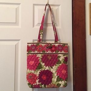 Vera Bradley tote like new!