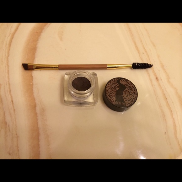 Tarte Amazonian Clay waterproof brow mousse