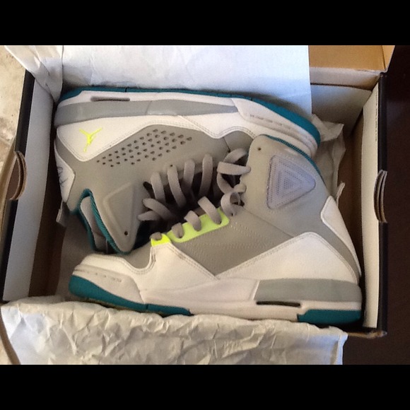 Tennis Shoe Jordan SC-3 GG