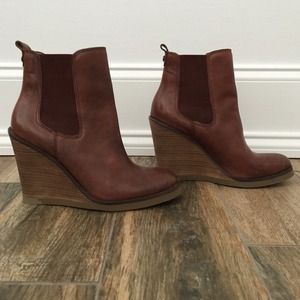 SOLD Lucky Brand boots
