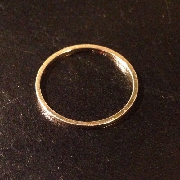 Stackable Knuckle Rings Thin Bands Sz 4 Set of 4 - Picture 2 of 2