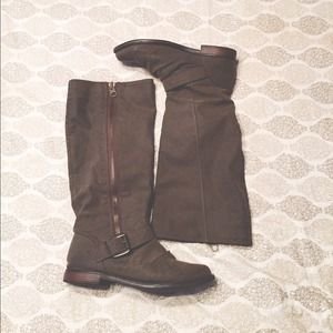 Brown boots