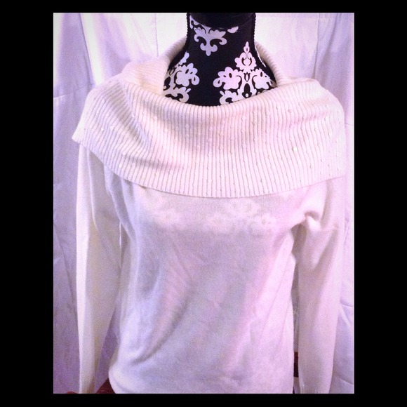 Super cute sequin sweater💋💋