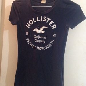 Hollister shirt