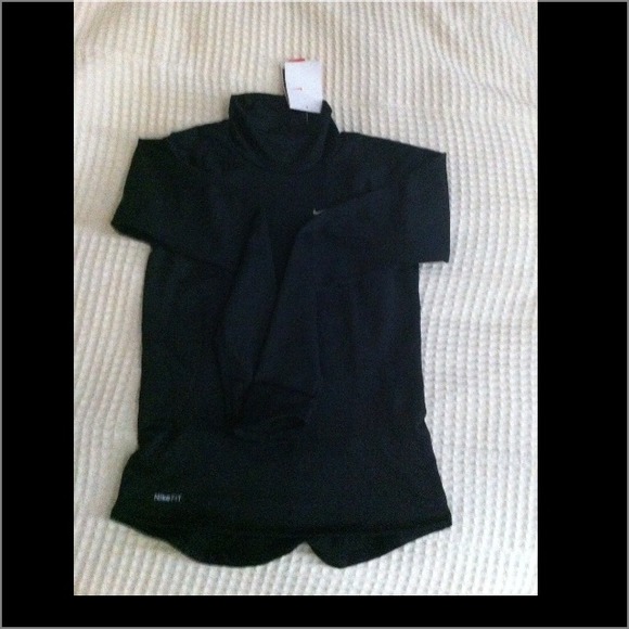 (Price Reduce- new listing ) Nike fit dry