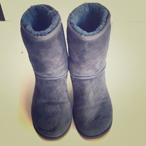 Navy blue uggs!