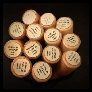 MAC cosmetics Mineralized concealer samples