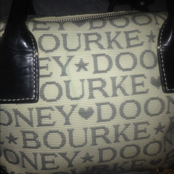 Two Small DOONEY & BOURKE satchels - Picture 3 of 3