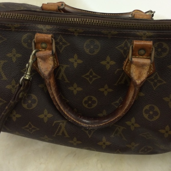 Louis Vuitton Vintage Monogram Handbag - Picture 4 of 4