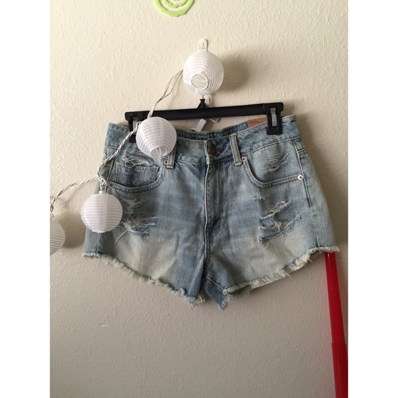 American Eagle high waisted shorts