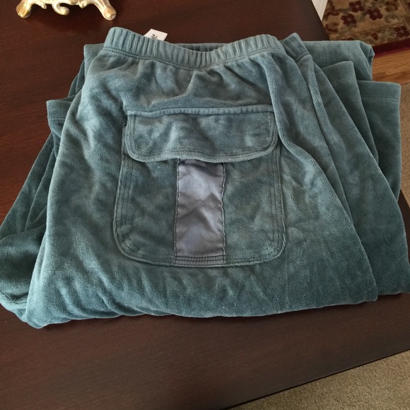 Plush velour suit