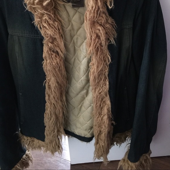 Jacket - Picture 2 of 3