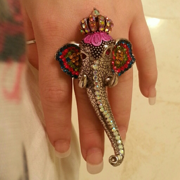 Ring