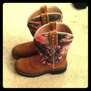 ariat fat baby's size :8