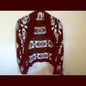 Derek heart Aztec print cardigan.