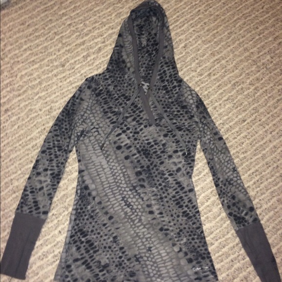 Calvin Klein active thermal shirt with hood size S